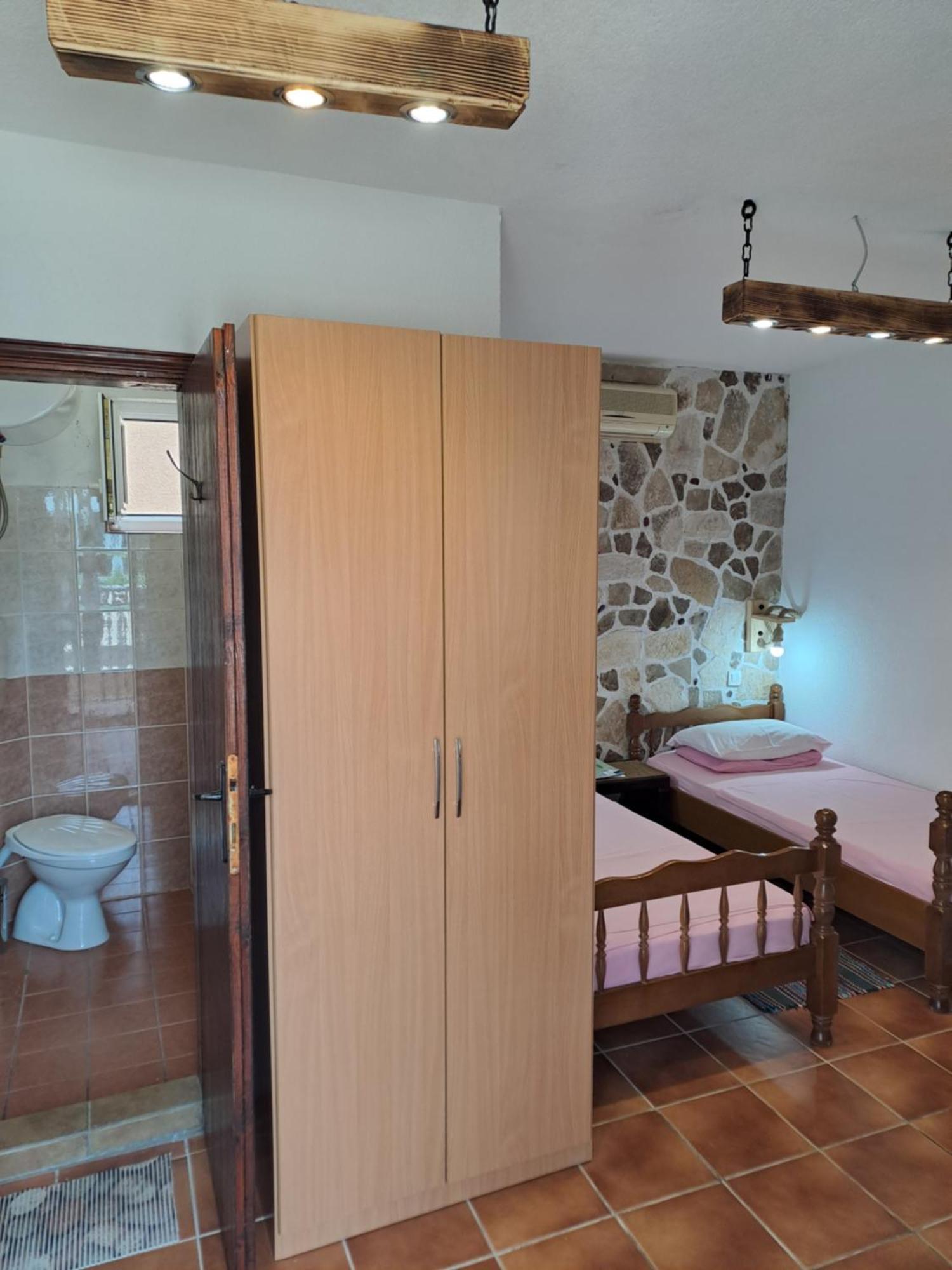 Apartments Lazarevic Sutomore Zimmer foto
